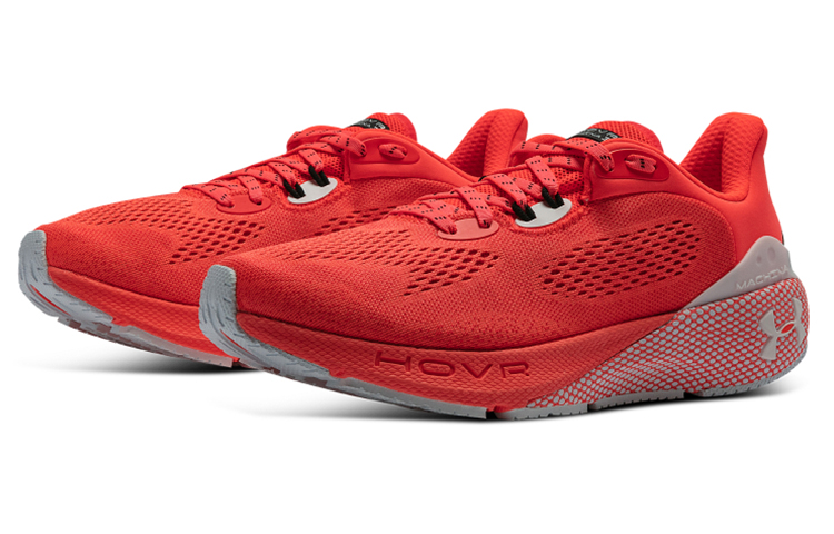 Lookbook UAホバーマキナ3 CN レッド 3025650-600