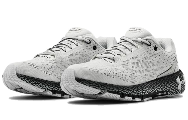 Lookbook 安德瑪 HOVR Machina '白黑' 3021939-103