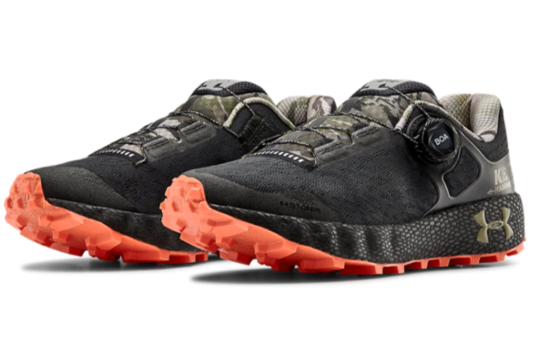 Lookbook Under Armour HOVR Machina Off Road CH1 ''Keep Hammering'' Hardloopschoenen 3023968-001