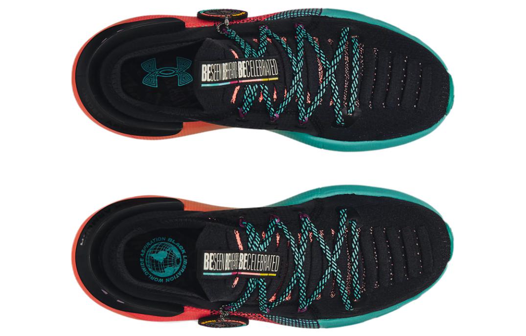 Shop 安德玛 HOVR Phantom 3 "黑人历史月" 运动鞋 3026953-001