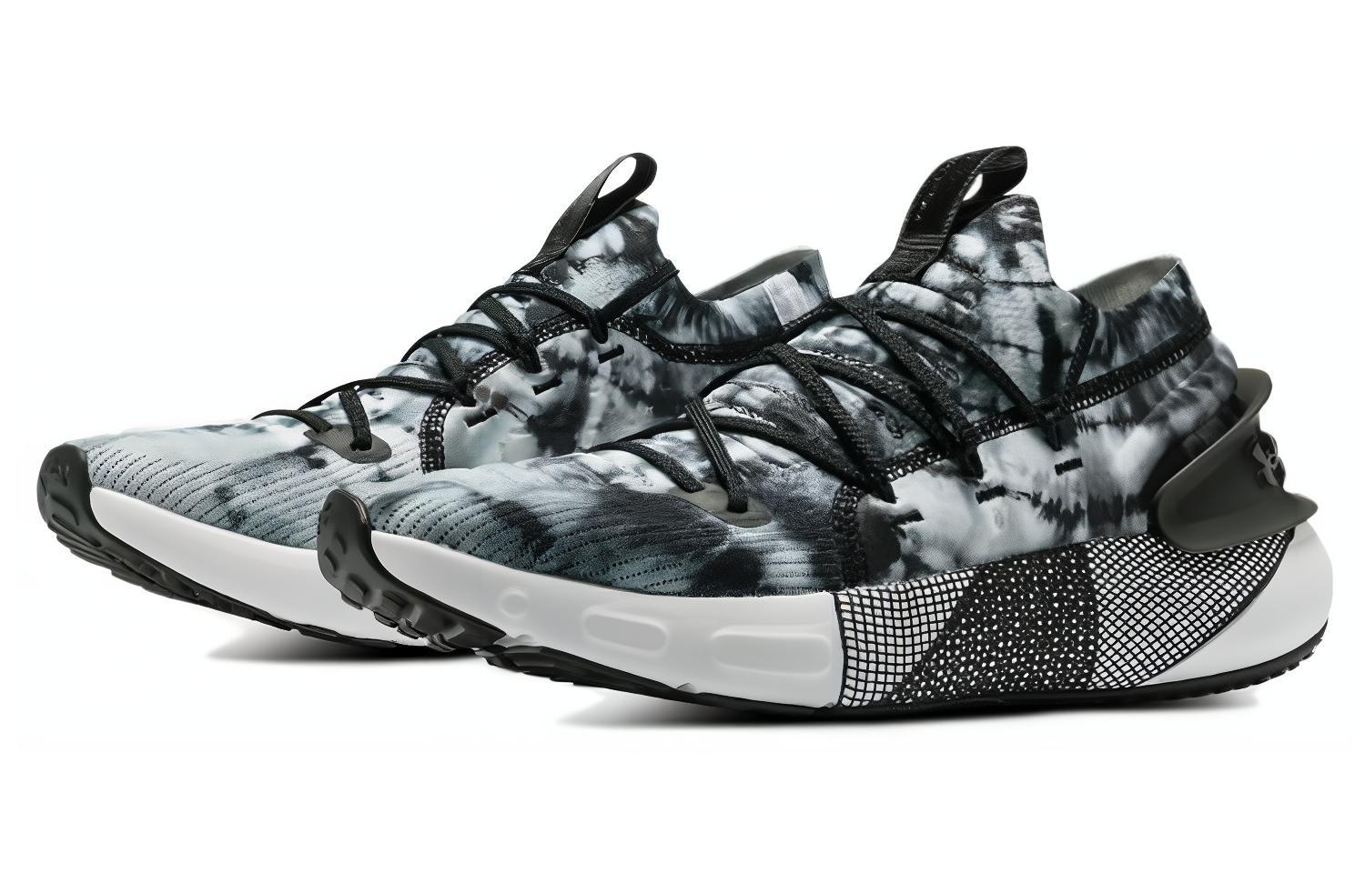 Lookbook 安德玛HOVR Phantom 3‘染色-白黑’ 3026348-101