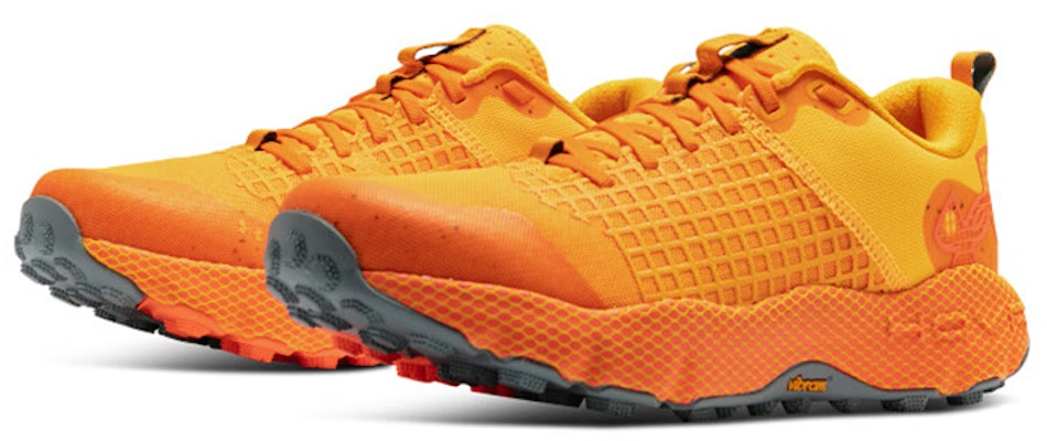 언더아머 호버 리지 '패닉 오렌지' 3025852-700 Lookbook 언더아머 호버 리지 '패닉 오렌지' 3025852-700