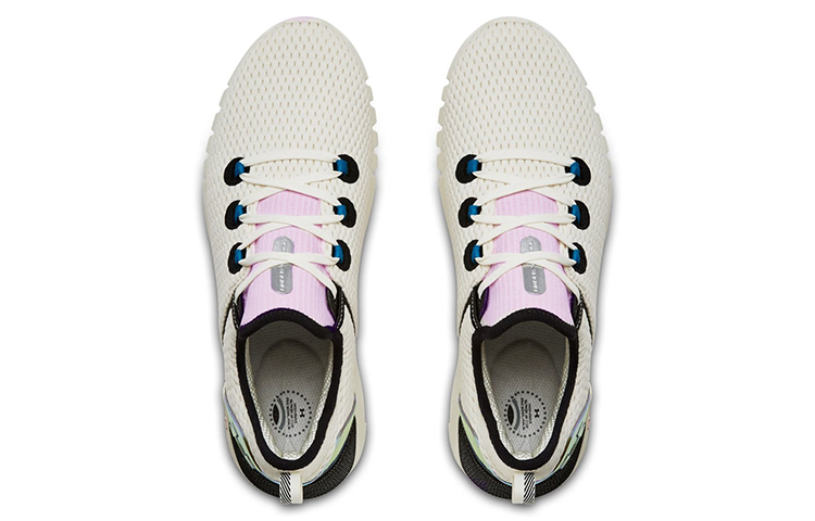 Shop Under Armour HOVR SLK 'Zapatillas Blancas de Running Low-Top' 3021840-100