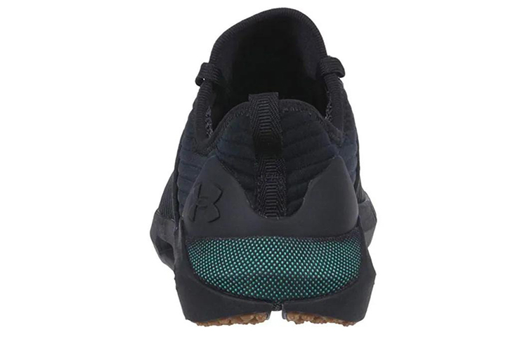 Shop Under Armour HOVR SLK LN ''Baskets Basses Noires'' 3021492-001