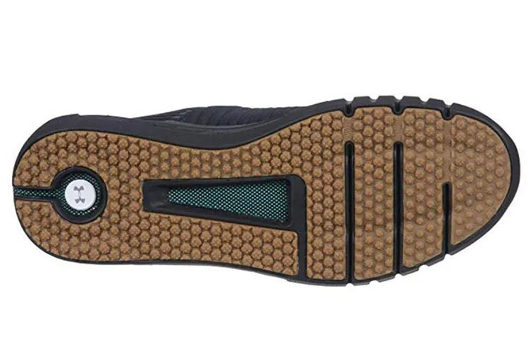 Purchase Under Armour HOVR SLK LN ''Baskets Basses Noires'' 3021492-001