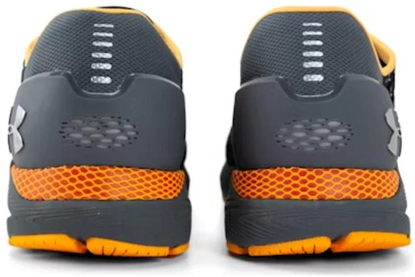 安德玛 HOVR Sonic 3 Storm 黑色月橙 3023390-002 Purchase 安德玛 HOVR Sonic 3 Storm 黑色月橙 3023390-002