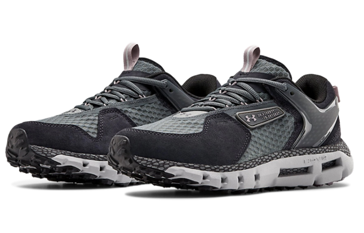 Lookbook Under Armour HOVR Summit ''Gris Foncé'' 3022579-500