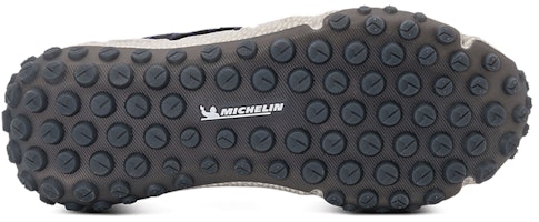 Under Armour HOVR Summit Fat Tire 'Hitam Ungu Camo' 3026149-002 Shop Under Armour HOVR Summit Fat Tire 'Hitam Ungu Camo' 3026149-002