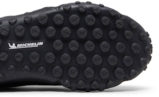 安德瑪 HOVR Summit Fat Tire Delta '全黑' 3024921-001 Purchase 安德瑪 HOVR Summit Fat Tire Delta '全黑' 3024921-001