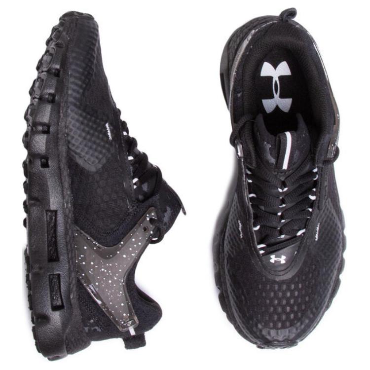 Shop 安德玛Hovr Summit Urban Txt '黑色'款 3022796-001