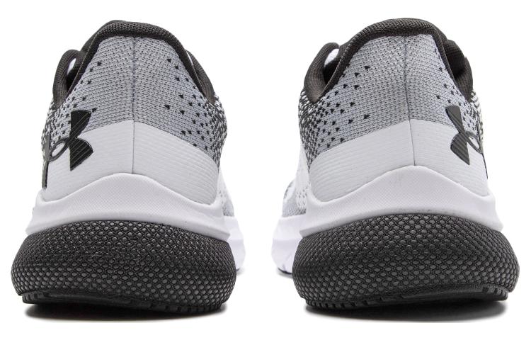 Shop UAホバー タービュランス2 白黒 3026520-105