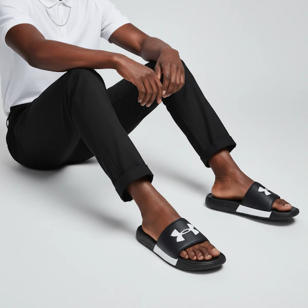 Under Armour Ignite 6 Slides ''Wit Zwart'' 3022711-001 Order Under Armour Ignite 6 Slides ''Wit Zwart'' 3022711-001