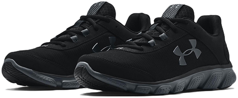 언더아머 마이크로G 어썰트7 블랙 러닝화 (Under Armour Micro G Assault 7 Black Running Shoes - shortened) 3020673-002 Lookbook 언더아머 마이크로G 어썰트7 블랙 러닝화 (Under Armour Micro G Assault 7 Black Running Shoes - shortened) 3020673-002