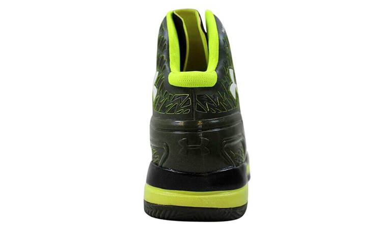 Lookbook Under Armour Micro G Clutchfit Drive ''Noir Blanc Intense'' 1246931-003