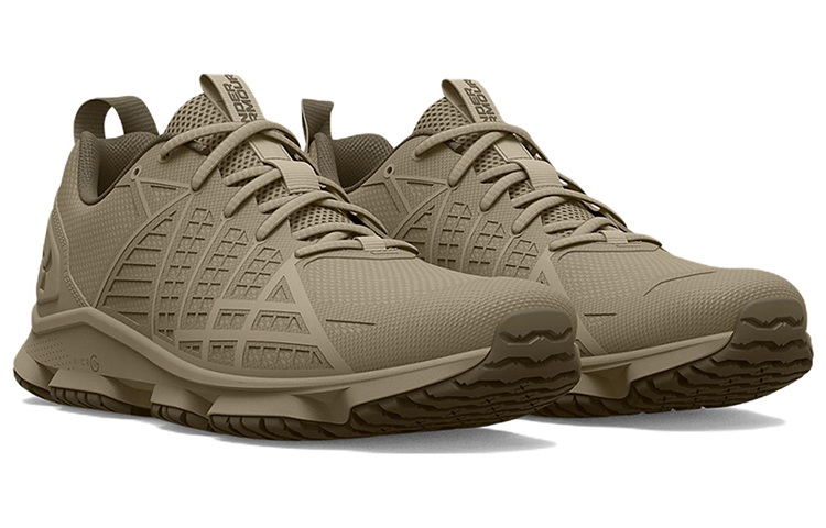 Lookbook Under Armour Micro G Strikefast ''Zelt Khaki Grau'' 3024953-300