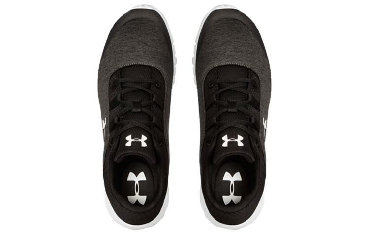 Lookbook Under Armour Mojo Sportstyle Chaussures Running Noir/Blanc 3019858-003