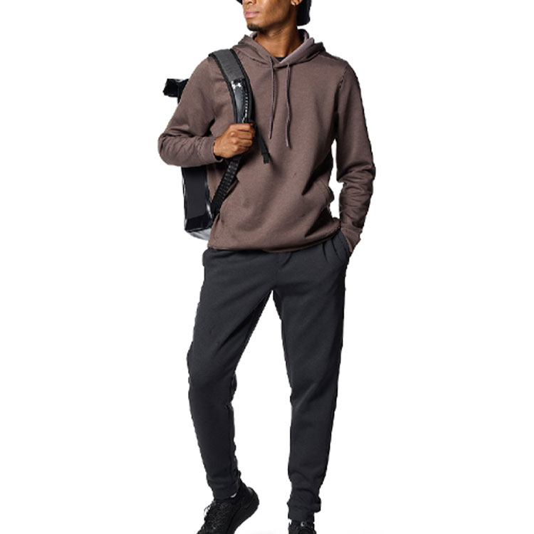 Lookbook Under Armour Solid Brown Casual Sweatshirt 1379668-057