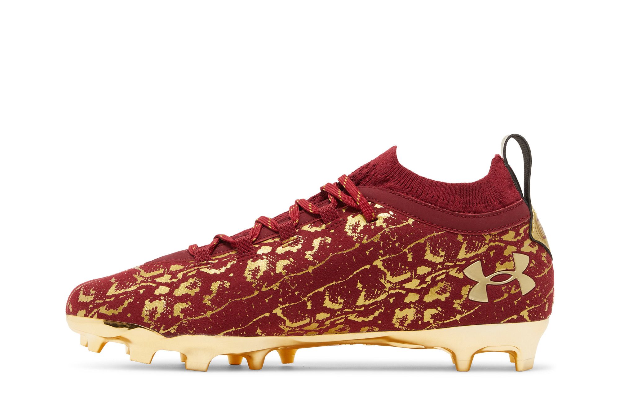 Lookbook Under Armour Spotlight LUX Suede 2.0 'Merah Gelap Emas Metalik' 3024251-601