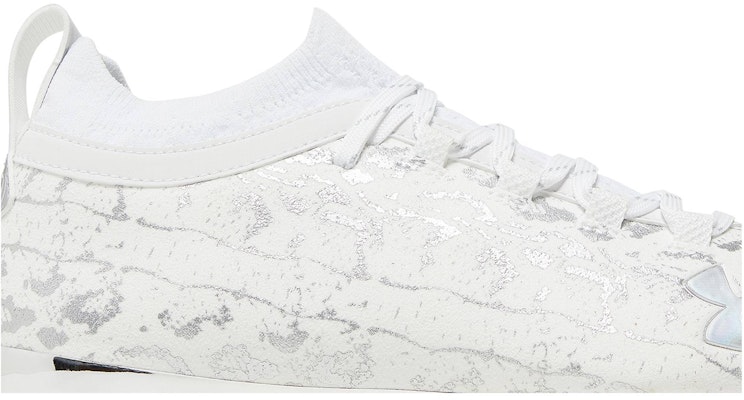 Under Armour Spotlight Lux Suede 2.0 'Putih Perak' 3024251-101 Order Under Armour Spotlight Lux Suede 2.0 'Putih Perak' 3024251-101
