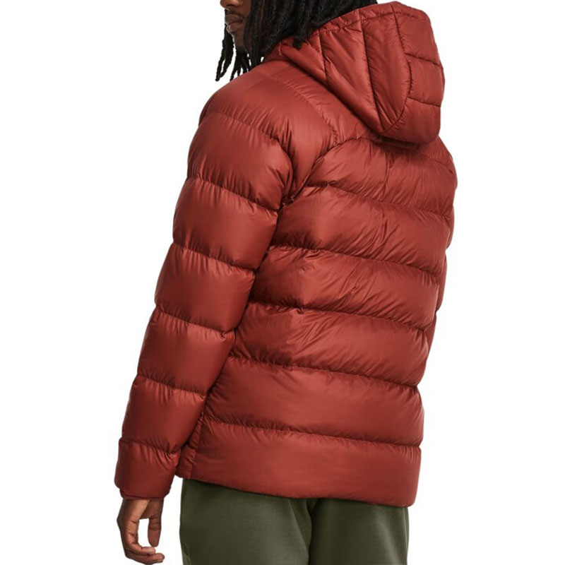 Purchase Under Armour Storm Roja Chaqueta Acolchada Corta de Entrenamiento. 1372651-688