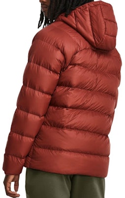 Under Armour Storm Roja Chaqueta Acolchada Corta de Entrenamiento. 1372651-688 Purchase Under Armour Storm Roja Chaqueta Acolchada Corta de Entrenamiento. 1372651-688