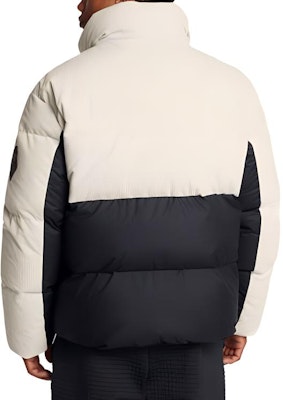 Under Armour UA Limitless White Down Jacket - Jaket Hangat & Nyaman. 1384653-111 Shop Under Armour UA Limitless White Down Jacket - Jaket Hangat & Nyaman. 1384653-111