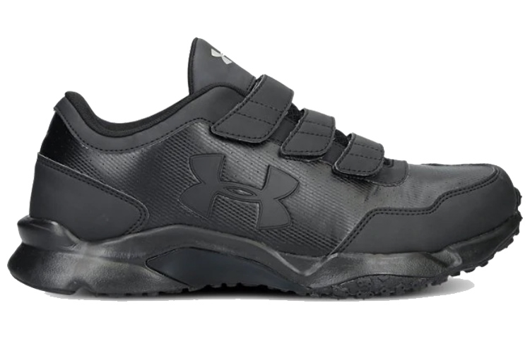 Order Under Armour Ultimate Sneakers Hitam 3020205-002