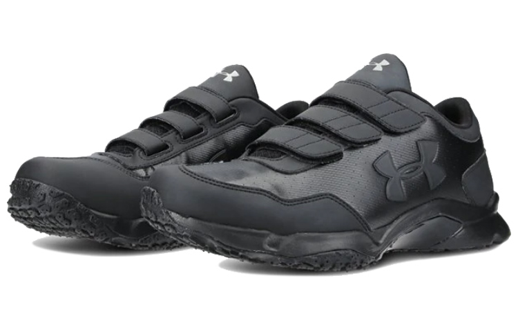Lookbook Under Armour Ultimate Sneakers Hitam 3020205-002