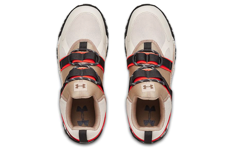 Shop Under Armour Valsetz Trek 淺棕 男女同款