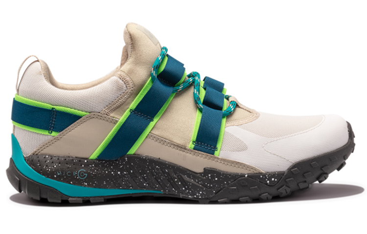 Order Under Armour Valsetz Trek 3022620-101