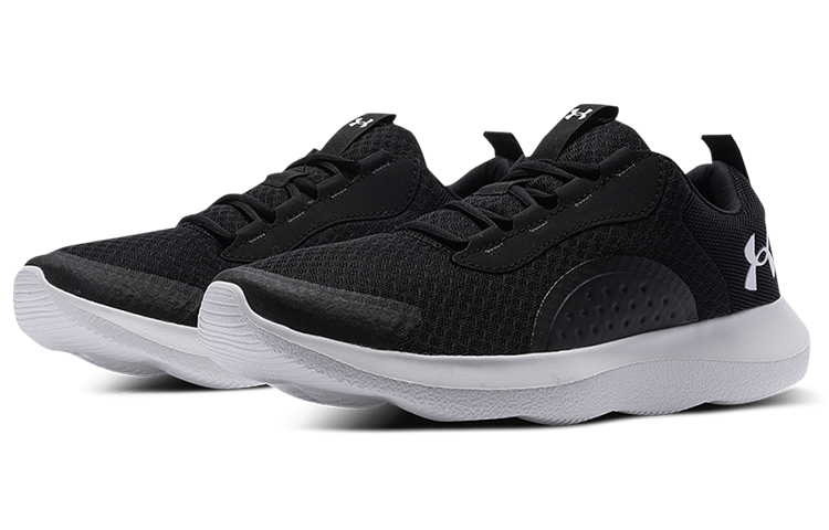 Lookbook Under Armour 勝利 '黑色噴射灰' 3023639-001