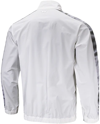 Under Armour Jaket Putih Utility Woven dengan Cetakan Ripple 22500401-100 Lookbook Under Armour Jaket Putih Utility Woven dengan Cetakan Ripple 22500401-100