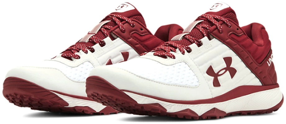 安德玛 Yard Trainer 白/红色跑鞋 3021935-102 Lookbook 安德玛 Yard Trainer 白/红色跑鞋 3021935-102