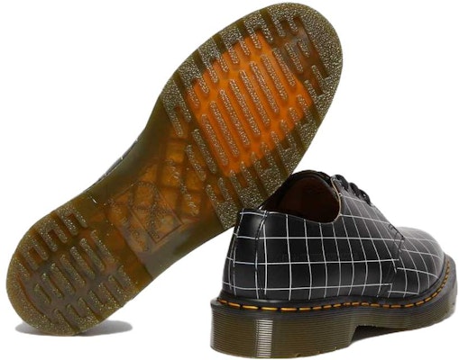 Undercover x Dr. Martens 1461 ''70s Cinema - Hitam' 27999001 Details for Undercover x Dr. Martens 1461 ''70s Cinema - Hitam' 27999001