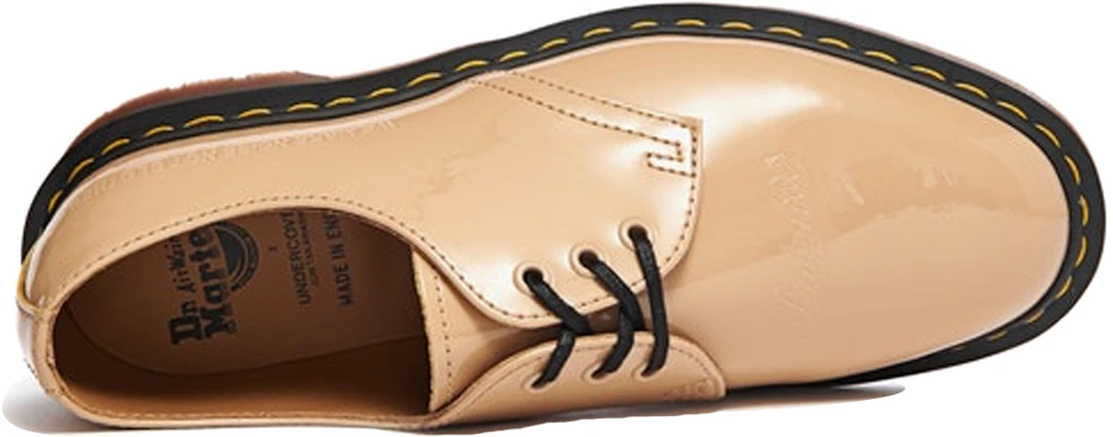 UNDERCOVER x Dr. Martens 1461 ''Lak Beige'' 25581250 Lookbook UNDERCOVER x Dr. Martens 1461 ''Lak Beige'' 25581250