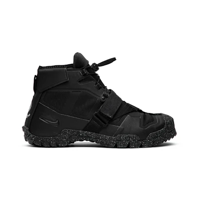Undercover Nike SFB Mountain 'Black'