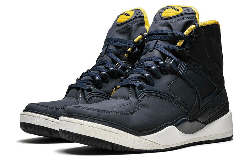 Lookbook UNDFTD x Reebok The Pump "20th Jubiläum" Freunde & Familie Edition 4-J13331
