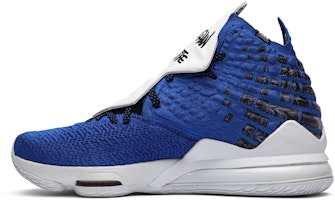 Uninterrupted x 耐克 LeBron 17 '不仅仅是一名运动员' CT3464-400 Lookbook Uninterrupted x 耐克 LeBron 17 '不仅仅是一名运动员' CT3464-400