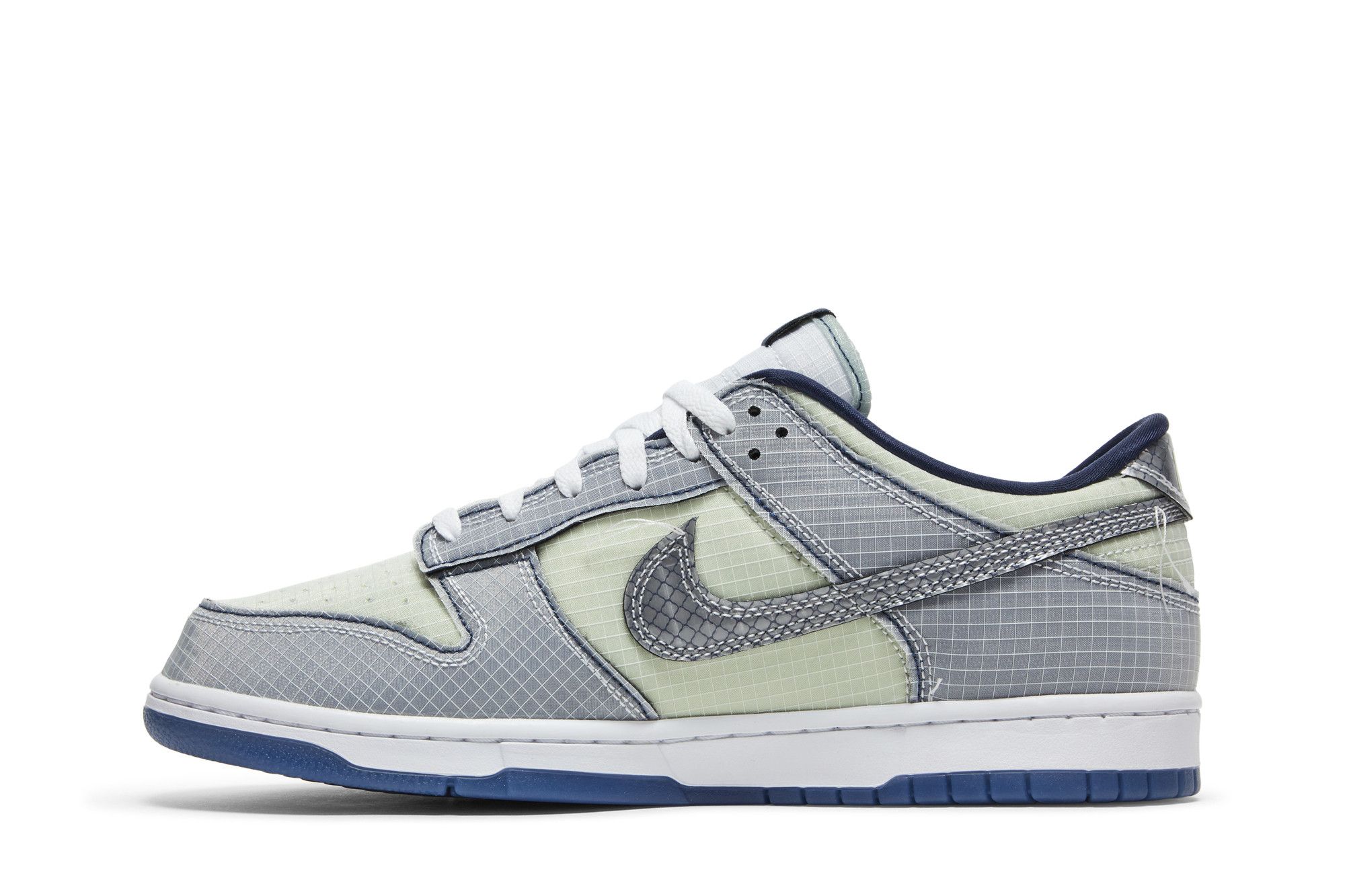 Shop Union LA x Nike Dunk Low ''Verde'' DJ9649-401