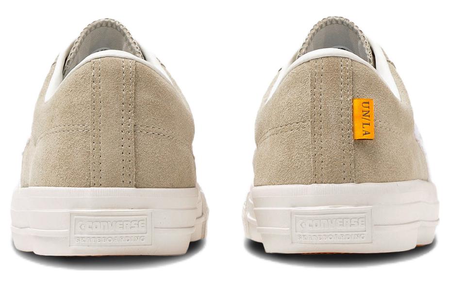 Shop Union x Converse 滑板鞋 CX-PRO SK OX + '米色绒面革' 34201370