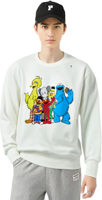 UNIQLO 卡通長袖圓領白色休閒上衣 男女款 414342-01 Shop UNIQLO 卡通長袖圓領白色休閒上衣 男女款 414342-01