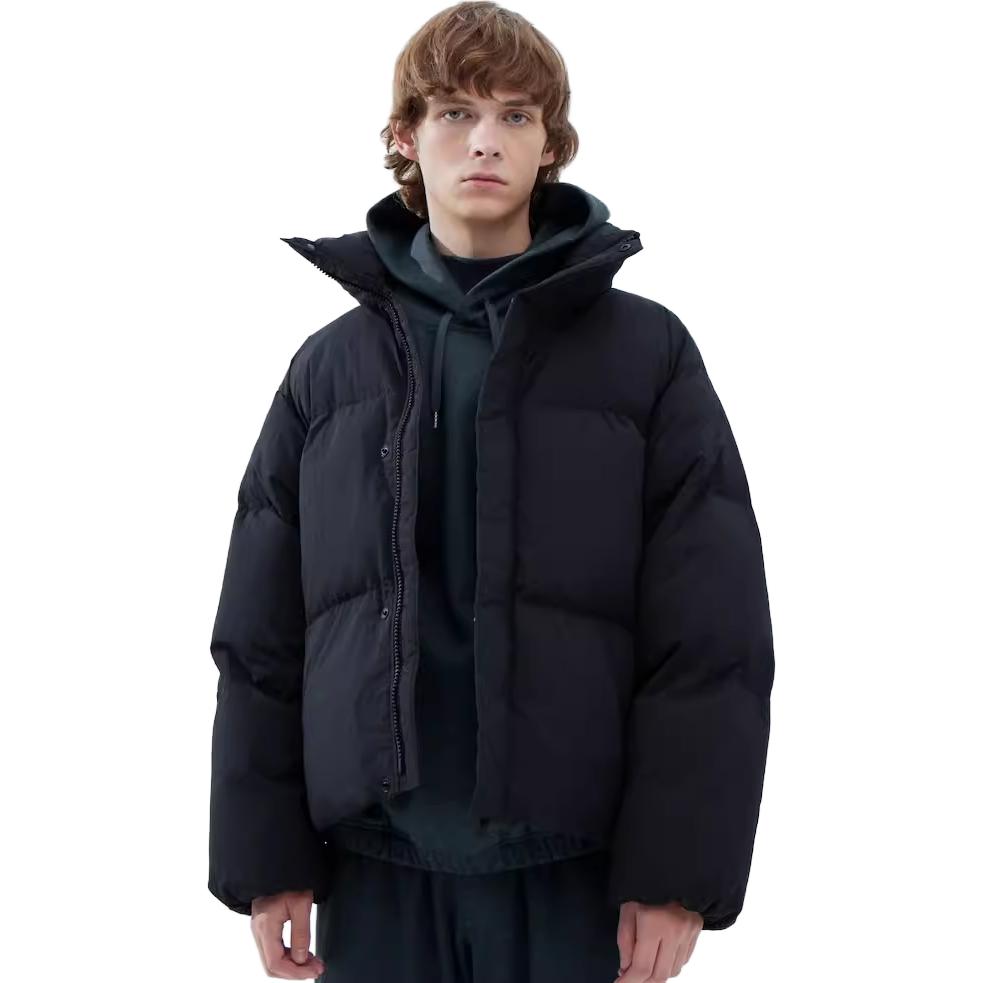 Lookbook UNIQLO FW23 U系列黑色羽絨外套 男女通用 462851-09