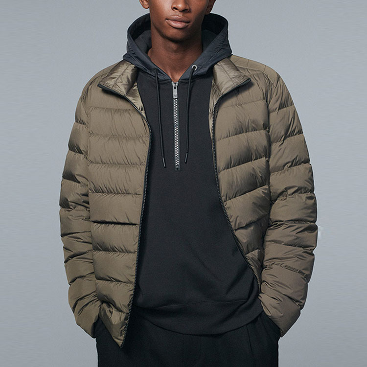 Purchase UNIQLO x Jil Sander 極簡主義黑色半拉鍊套頭運動長袖 445156-09