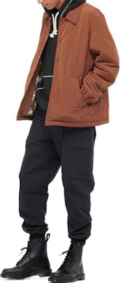 优衣库 x JW Anderson 黑色直筒休闲裤 秋季系列. 447945-09 Lookbook 优衣库 x JW Anderson 黑色直筒休闲裤 秋季系列. 447945-09