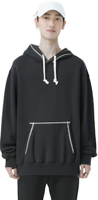 UNIQLO x JW Anderson 黑色長袖連帽衫聯名款 447065-09 Shop UNIQLO x JW Anderson 黑色長袖連帽衫聯名款 447065-09