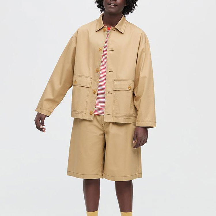 Lookbook UNIQLO x MARNI Beige Oversized Utility Jacket Unisex Collaboration 449587-31