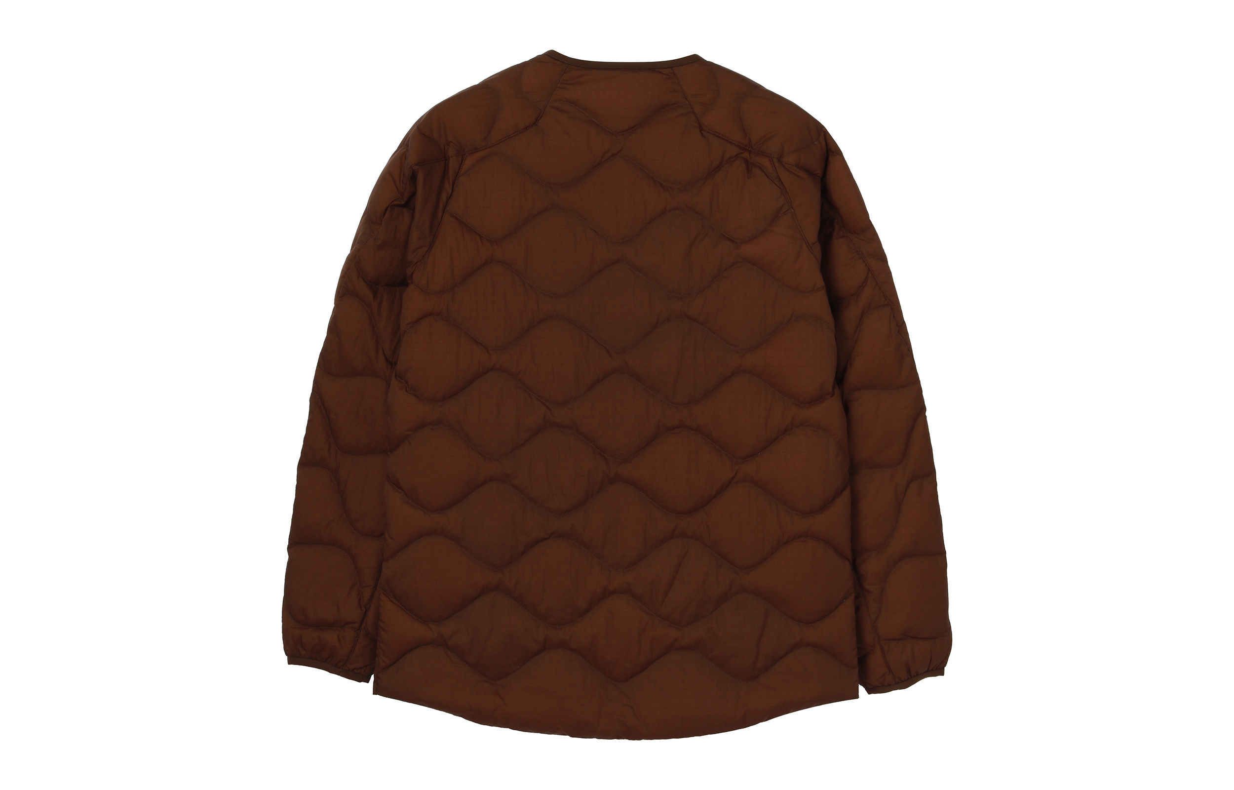 Lookbook UNIQLO x White Mountaineering聯名咖啡色羽絨外套 男女冬季穿搭 442562-38