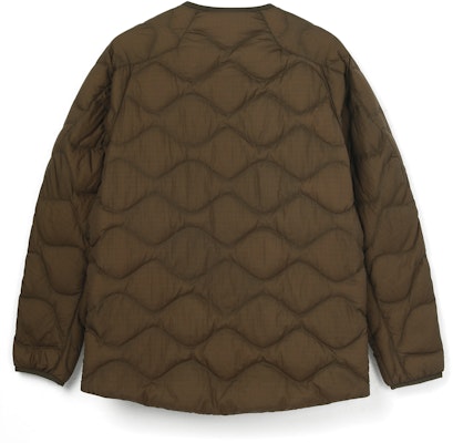 UNIQLO x White Mountaineering聯名橄欖綠羽絨外套 冬季中性款式系列 442562-56 Lookbook UNIQLO x White Mountaineering聯名橄欖綠羽絨外套 冬季中性款式系列 442562-56