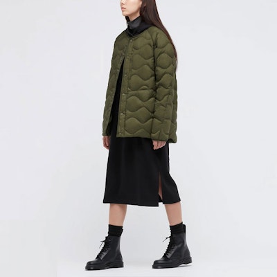UNIQLO x White Mountaineering聯名橄欖綠羽絨外套 冬季中性款式系列 442562-56 Shop UNIQLO x White Mountaineering聯名橄欖綠羽絨外套 冬季中性款式系列 442562-56