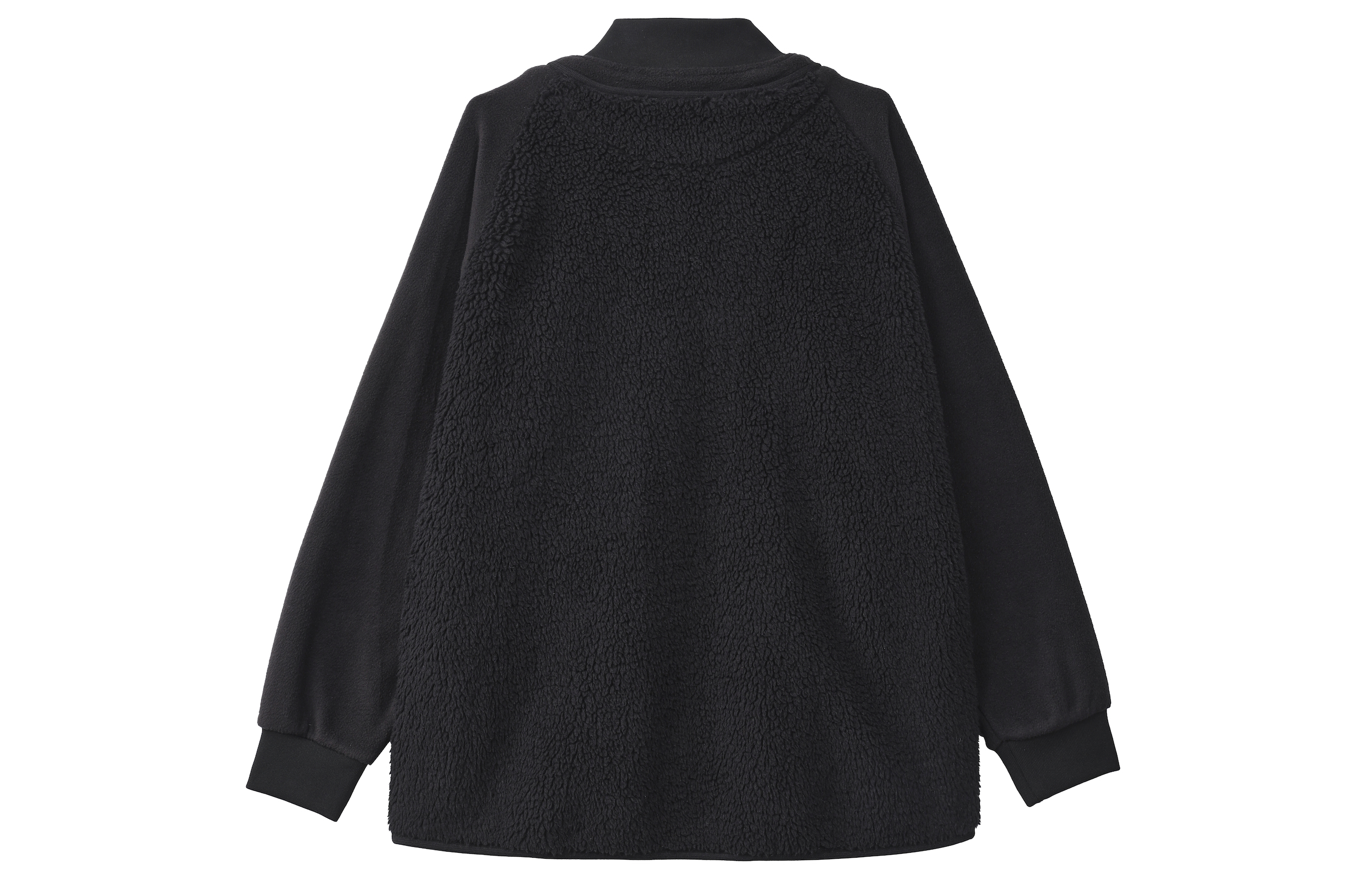 Lookbook UNIQLO x White Mountaineering 男女款黑色寬鬆版抓絨外套 442882-09